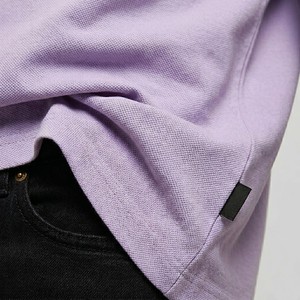 Camiseta Extra Grande de Color Morado Claro para Hombre, Algodón Premium, Corte Holgado, Estilo Minimalista, Informal, con Logotipo Personalizado y Marca Privada - Product Image 3