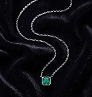 Collier pendentif en argent sterling 925 avec diamant vert de laboratoire taille émeraude pour femme