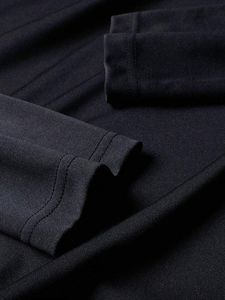 เสื้อยืดโอเวอร์ไซส์แขนยาวสไตล์สตรีทแฟชั่น พิมพ์ลายดอกไม้ด้านหลัง ผ้าคอตตอนเจอร์ซีย์เนื้อนุ่ม สวมใส่สบาย น้ำหนัก 240 กรัม แขนเสื้อตัดสี - Product Image 6