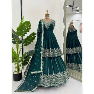 Lehenga Choli en polyester de qualité supérieure, taille XL, pour occasions festives, avec travail de broderie et de sequins. - Product Image 2