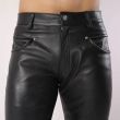 กางเกงหนังแกะสีดำสไตล์ไบค์เกอร์สำหรับผู้ชาย - Product Image 4