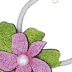 Collar de Flores Brillantes Hecho a Mano en Rosa y Verde, Joyería de Moda para Mujer, Elegante Collar Floral, Accesorio de Regalo para Fiesta - Product Image 5