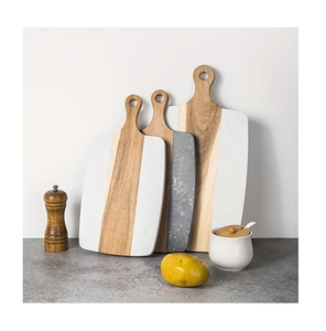 Planche à découper en marbre de haute qualité avec sangle en cuir, artisanat rond en pierre de marbre blanche - Product Image 5