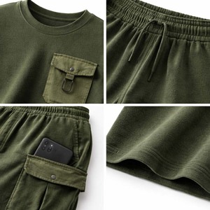 Ensemble T-shirt et short cargo respirant 100 % coton pour homme avec logo personnalisé – Streetwear premium pour l'été - Product Image 3