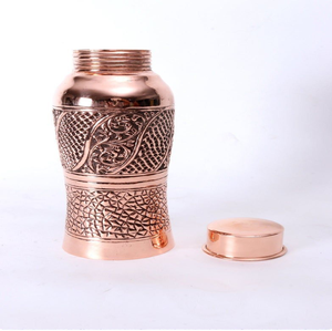 Elegante botella de cobre verde oscuro con motivos florales blancos. Perfecto para la hidratación. Disponible a precios de mayorista. - Product Image 5