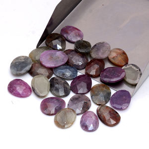 Meilleure qualité Multi Saphir Facettes Rose Cut Cristal Naturel Anneaux de pierres précieuses Forme ovale Dos plat Pour une utilisation dans la fabrication de bijoux - Product Image 1