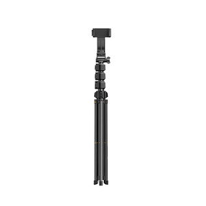 Trípode extensible de 1.8m para transmisión en vivo, base de acero al carbono de alta resistencia con montaje de rosca universal de 1/4" para múltiples dispositivos - Product Image 5