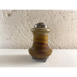 Juego de Especieros de Mármol Vintage con Diseño Duradero, Tapas Metálicas, Asas Ornamentadas, a Prueba de Fugas y Aptos para Lavavajillas - Product Image 6