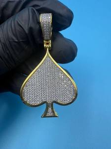 จี้เพชรชุบทอง18K ประดับเพชรเม็ดเล็กๆสุดหรูสวมใส่ได้ทุกเพศ - Product Image 1