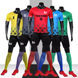 Conjunto de Uniforme de Fútbol Personalizado, Equipación de Fútbol Profesional, 100% Poliéster, Jersey y Pantalones Cortos con Impresión por Transferencia de Calor, Transpirable, de Secado Rápido - Product Image 6