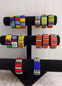 Pulsera de cuentas de vidrio para mujer, accesorio de joyería, brazalete de ganchillo hecho a mano, patrón geométrico, estilo africano - Product Image 4