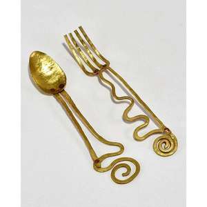 Couteau à beurre en métal de la meilleure qualité en finition dorée avec poignée au design unique pour la cuisine et la coupe du beurre - Product Image 6