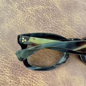 Gafas de Sol ILAHI, Nuevas, Ecológicas, Hechas a Mano con Cuerno de Búfalo, Diseño Cuadrado Rústico Moderno, Feng Shui, Amor Animal, Ángel - Product Image 1