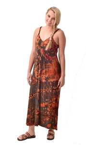 Robe maxi tie-dye peinte à la main style bohème en rayonne et élasthanne pour festivals - Product Image 5