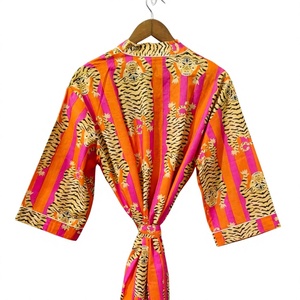 Collection exclusive du fabricant indien : Robe kimono faite main 100 % coton pour femme, taille ample, longueur genou, avec ceinture surdimensionnée - Product Image 1