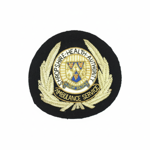 Badges d'uniforme brodés sur mesure OEM ODM faits à la main, badges en fil de soie 3D - Product Image 4