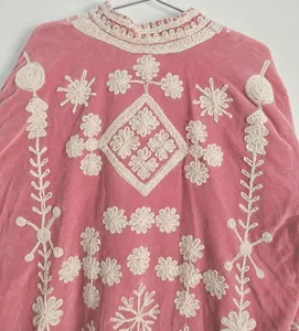 Chaqueta Larga de Terciopelo Rosa Vintage para Mujer, Estilo Suzani, Bordado Floral, Bohemio, Manga Larga, Cuello Alto, Ropa de Abrigo de Invierno - Product Image 5