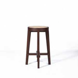 Tabouret de bar en bois massif de style moderne du milieu du siècle, siège rond en rotin tressé, tabouret de comptoir pour îlot de cuisine et café - Product Image 4
