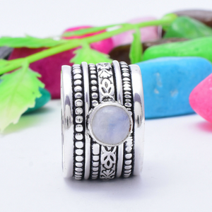 Bague rotative en pierre de lune faite à la main, en argent sterling, avec pierre de lune arc-en-ciel, bijou anti-stress, cadeau bohème - Product Image 3