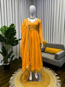Vestido Anarkali Naranja Bordado con Dupatta, Cuello en V, Manga Larga, Vestido Maxi para Fiesta de Bodas - Product Image 1