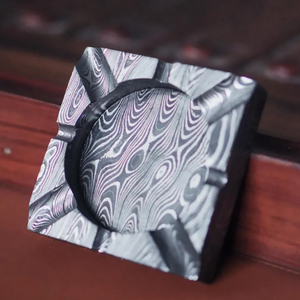 Cendrier Artistique en Acier Damas, Motif Fait Main, Cendrier Métallique Durable, Accessoire de Fumeur pour Hôtel, Café, Décoration Intérieure - Product Image 6