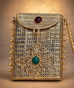 Porte-téléphone à rabat floral en laiton plaqué or fait main, avec chaîne de poignet, sac de soirée élégant traditionnel F S - Product Image 4