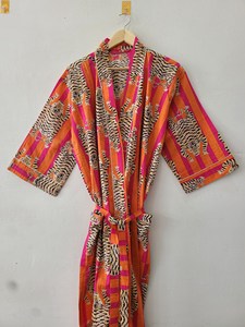 ชุดกิโมโนผ้าฝ้ายพิมพ์ลายเสือสีส้มชมพูสดใส ลายทางยาวแบบคาฟตัน  ใส่สบาย ระบายอากาศได้ดี เหมาะสำหรับฤดูร้อน เป็นมิตรต่อสิ่งแวดล้อม - Product Image 5