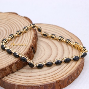 กำไลข้อมือทองคำ 14K ประดับพลอยแบล็คสตาร์ทรงคาโบชองธรรมชาติ |   เครื่องประดับเพชรแบบยูนิเซ็กซ์ ราคาขายส่ง - Product Image 3