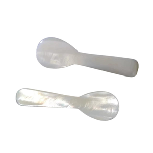 Cuillères à caviar haut de gamme en nacre, cuillères de service MOP pour glace, café, caviar, usage domestique et professionnel, en provenance du Vietnam - Product Image 2