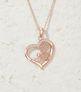 Collar de Plata de Ley 925 con Colgante de Raqueta de Tenis, Regalo para Amantes del Tenis, Joyería Deportiva para Mujer - Product Image 4