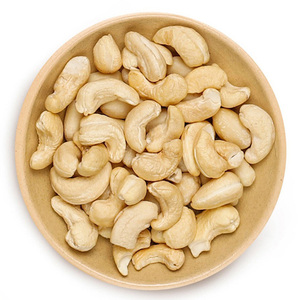 Nueces de Anacardo Enteras de Primera Calidad con Tamaño Uniforme y Frescura Natural para Compradores Mayoristas Internacionales e Importadores - Product Image 3