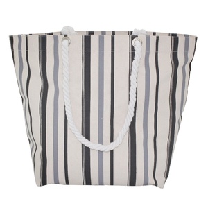 Sac de plage en toile naturelle 12 oz, très populaire, avec poignée en corde torsadée, imprimé à rayures multicolores et poche intérieure zippée suspendue - Product Image 1