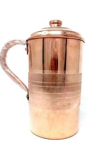 Ensemble de carafes en cuivre pour une décoration festive élégante, service de boissons, ensemble en métal avec verres, durable, réutilisable, pour cuisine et salle à manger. - Product Image 4