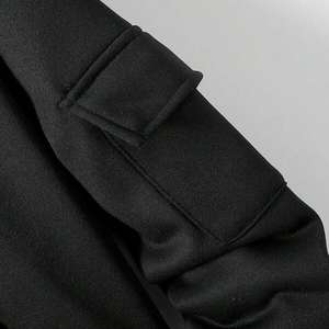 Sweat-shirt à capuche tactique noir pour homme, style streetwear, en coton, pull-over, style utilitaire, logo personnalisé, marque privée, fabricant en gros - Product Image 4