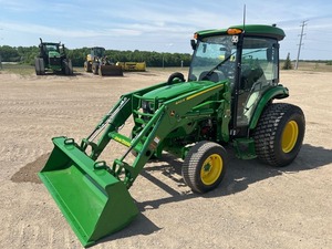 Tractor Compacto de Servicio Pesado 2026 4052R Z214892 de Alto Rendimiento, Suministro al por Mayor - Product Image 2