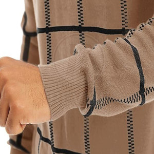 Pull en tricot épais respirant de qualité supérieure pour homme, design de luxe, commande en gros disponible à la vente - Product Image 6