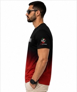 T-shirt da uomo stampate, eleganti, in cotone 100%, vestibilità ampia, a prezzi all'ingrosso vantaggiosi - Product Image 4