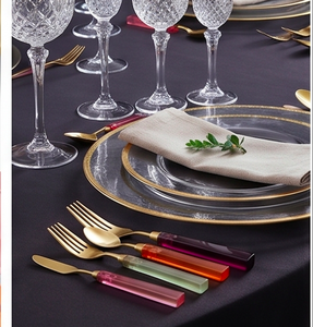 Ensemble de couverts modernes avec manches en résine colorée, finition or mat, passe au lave-vaisselle, pour les fêtes et la cuisine - Product Image 4