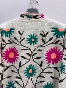 Chaqueta de Algodón Bordada Suzani Multicolor Hecha a Mano para Mujer, Diseño Floral Transpirable, Estilo Boho Chic Vintage Casual - Product Image 2