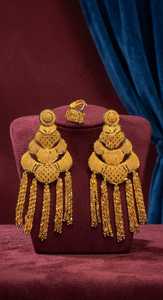 Boucles d'oreilles à pampilles plaquées or 24 carats pour femme, style bohème, ensemble de bijoux de mariage, boucles d'oreilles tendance en alliage pour mariée - Product Image 3