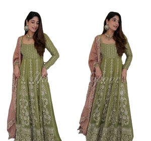 Lancement de nouveaux salwar kameez de créateur pour mariage et Diwali, style traditionnel, séchage rapide, avec broderies. - Product Image 4