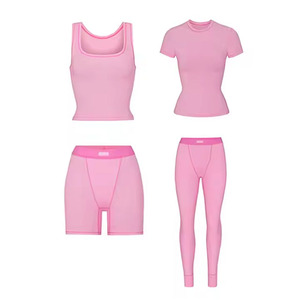 Ensemble streetwear 2 pièces de haute qualité pour femme, couleur unie, été, col rond, manches courtes, chemise oversize et short, imprimé uni. - Product Image 6
