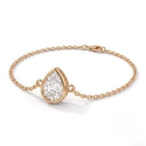 Bracelet Solitaire en Moissanite Or Rose Forme Poire, Bijou Fin Minimaliste et Élégant, Cadeau de Luxe pour Femme - Product Image 4