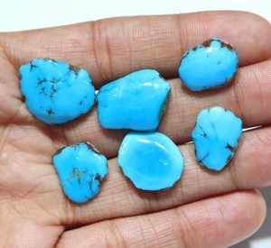 Turquesa de Arizona en bruto, piedra natural de turquesa de Arizona para la fabricación de joyas y colgantes. - Product Image 1