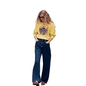 Jean en denim pour femme, taille haute, coupe évasée, longueur cheville, look épuré - Product Image 1