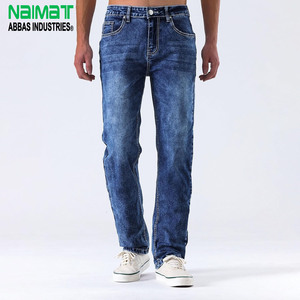 Jeans en denim coupe droite pour homme, bleu délavé vintage, en coton extensible, coupe classique, pantalon décontracté - Product Image 1