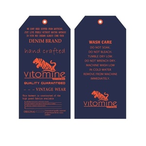 Étiquettes de vêtements personnalisées en carton avec pelliculage brillant pour l'image de marque, la présentation en magasin et l'identification des produits - Product Image 3