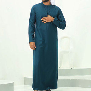 <b>Thobe</b> OEM Factory Custom Islamic Clothing with Modern Tailoring for Global Clothing Brands and Export - Product Image 2