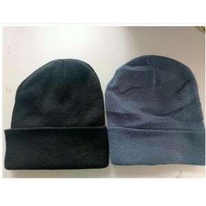 Gorro de Punto Grueso y Cálido para Clima Frío, Gorro de Invierno Minimalista - Product Image 5