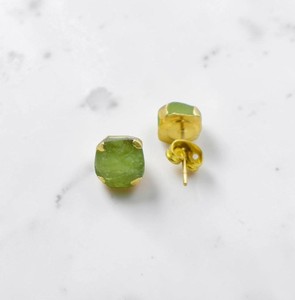 Raw Cushion Shape Peridot Gold Electroplated <b>Studs</b> Earrings Jewelry - Wholesale Handmade <b>Studs</b> <b>for</b> <b>Men</b> and Women - Product Image 1